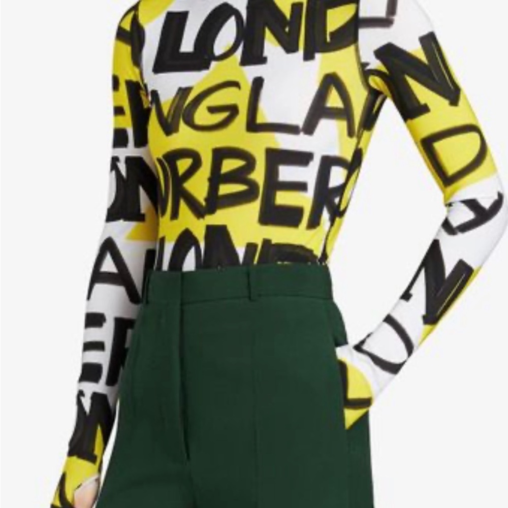 Burberry Graphic Long Sleeve bodysuit